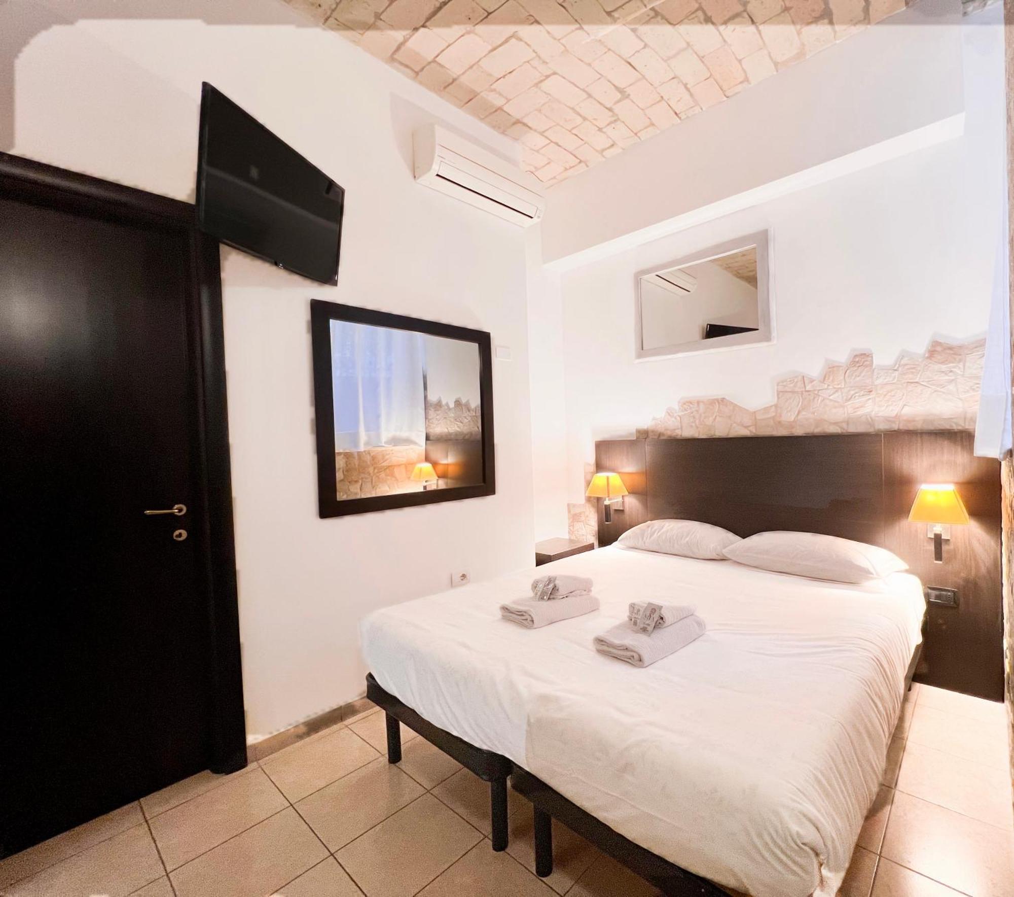 Saint Peter Loft Hotel โรม ภายนอก รูปภาพ