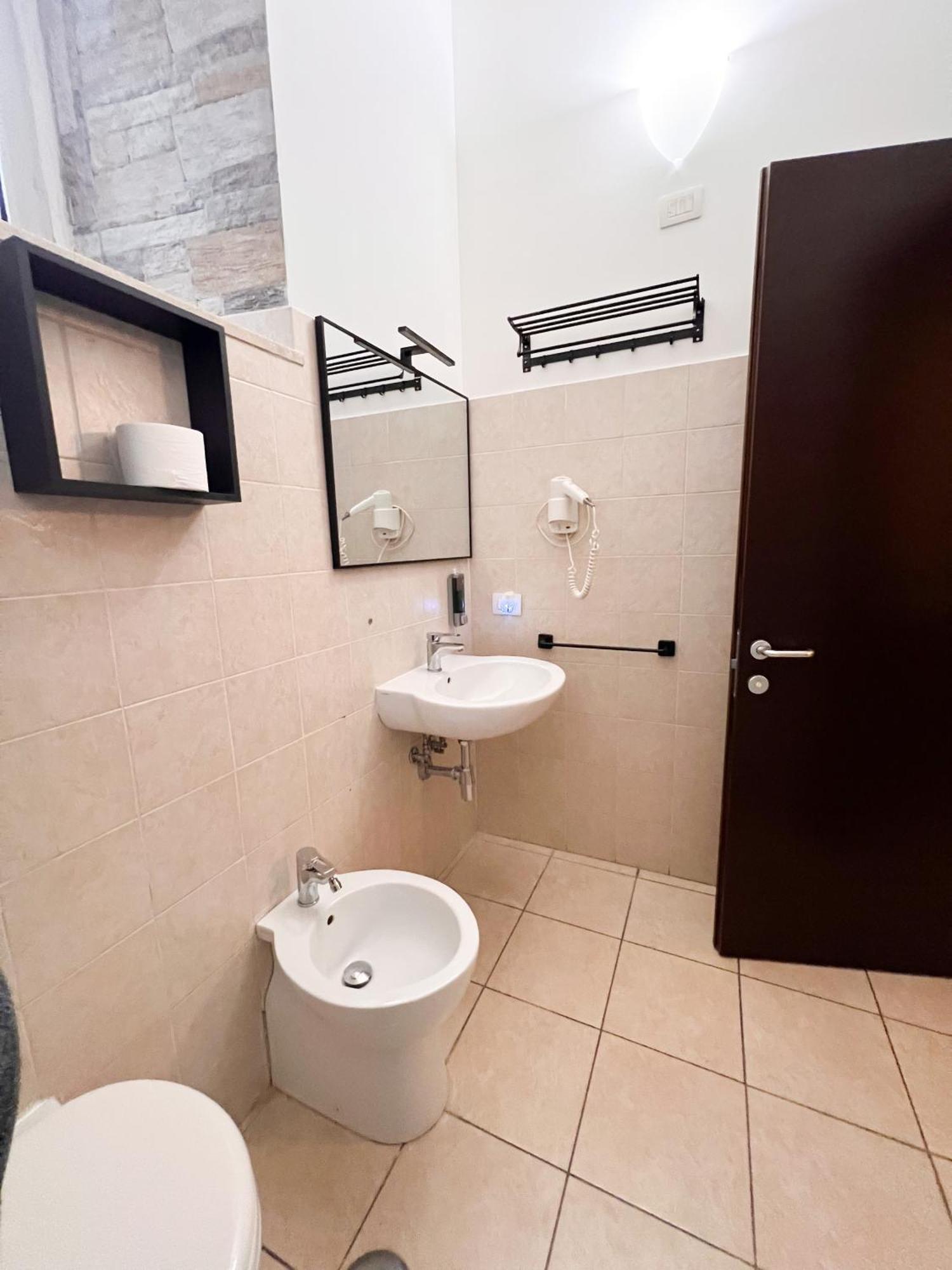 Saint Peter Loft Hotel โรม ภายนอก รูปภาพ