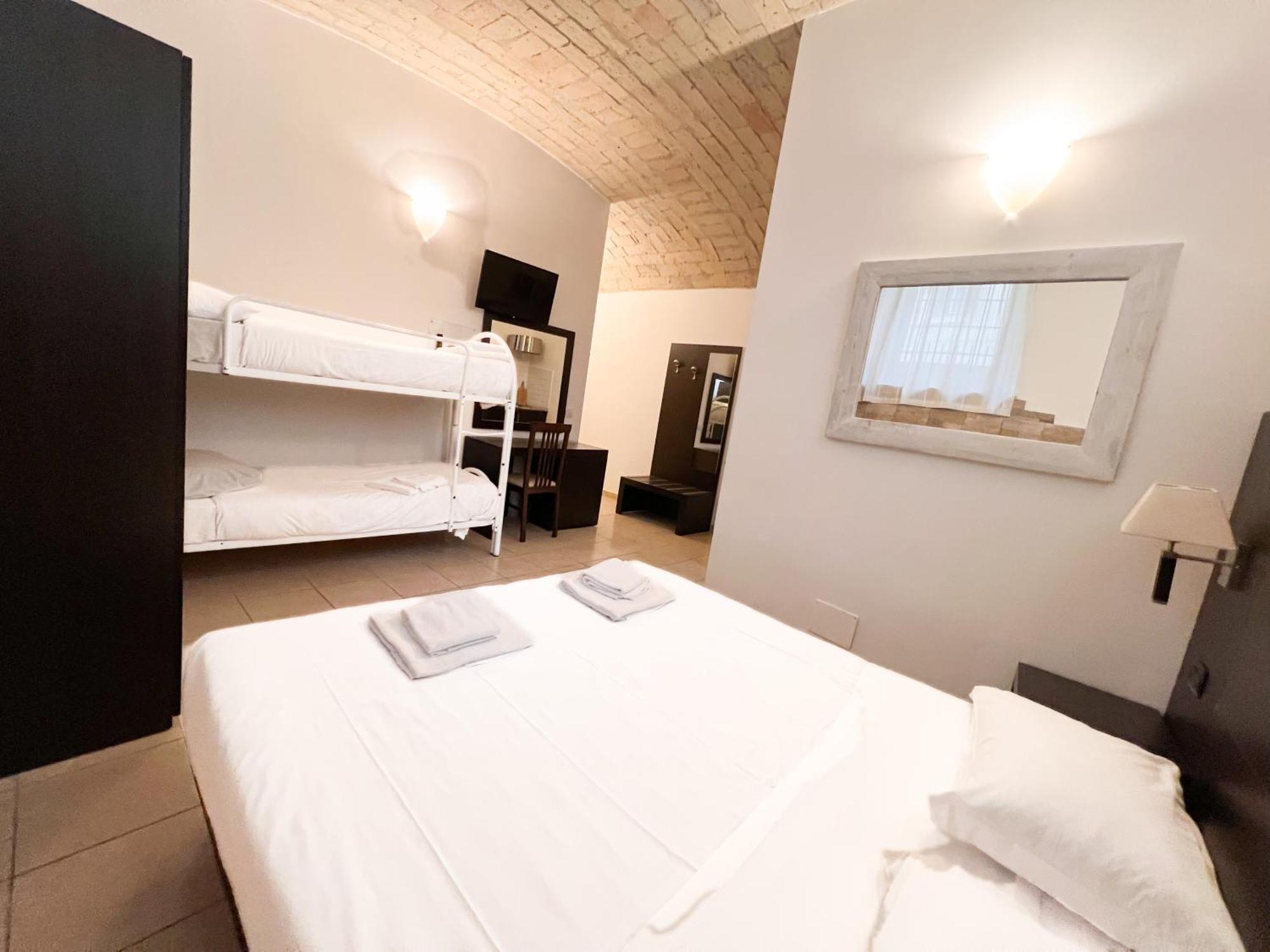 Saint Peter Loft Hotel โรม ภายนอก รูปภาพ