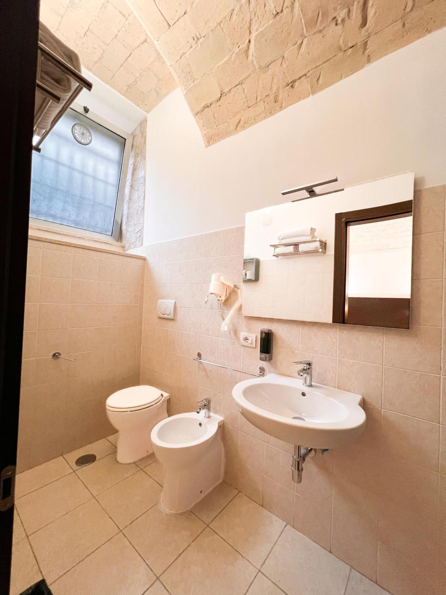 Saint Peter Loft Hotel โรม ภายนอก รูปภาพ