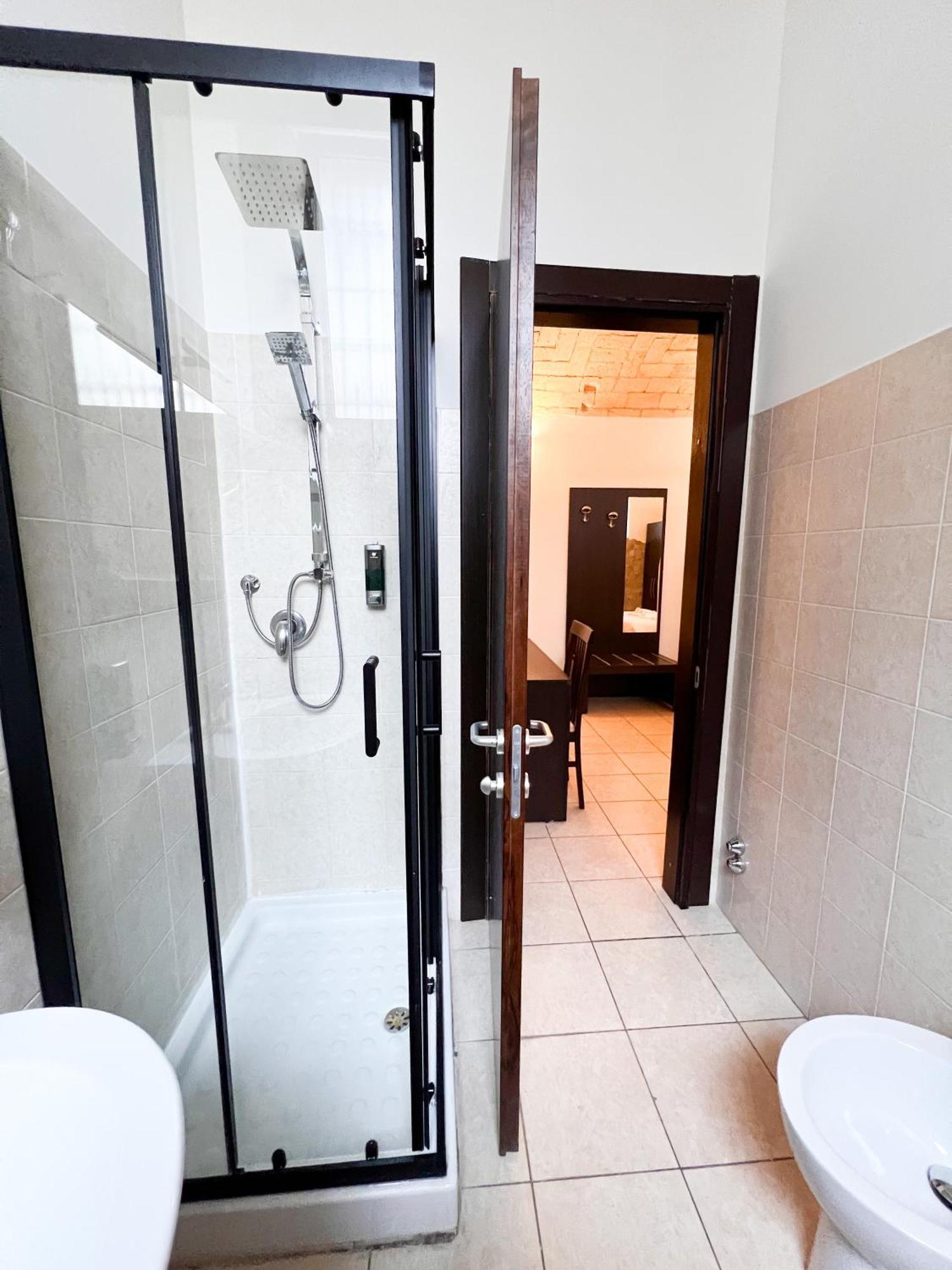 Saint Peter Loft Hotel โรม ภายนอก รูปภาพ